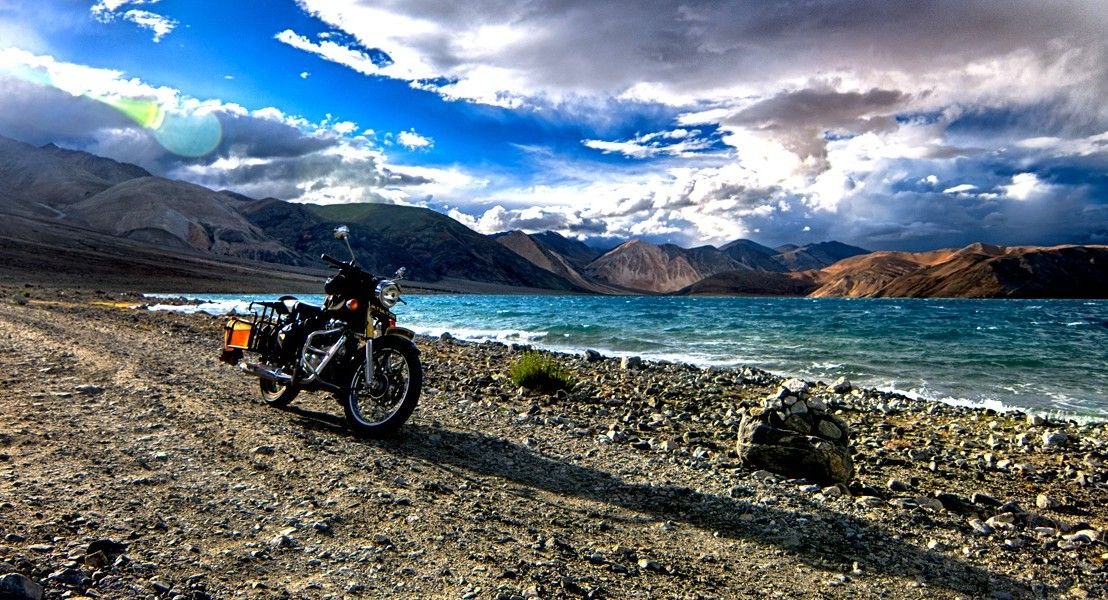LADAKH TOUR PACKAGE – 5 NIGHTS / 6 DAYS